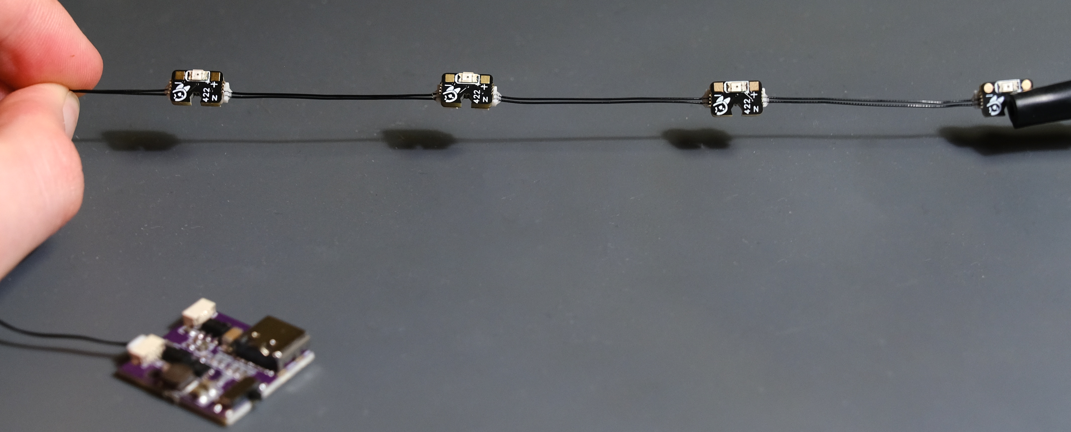 v4minireye